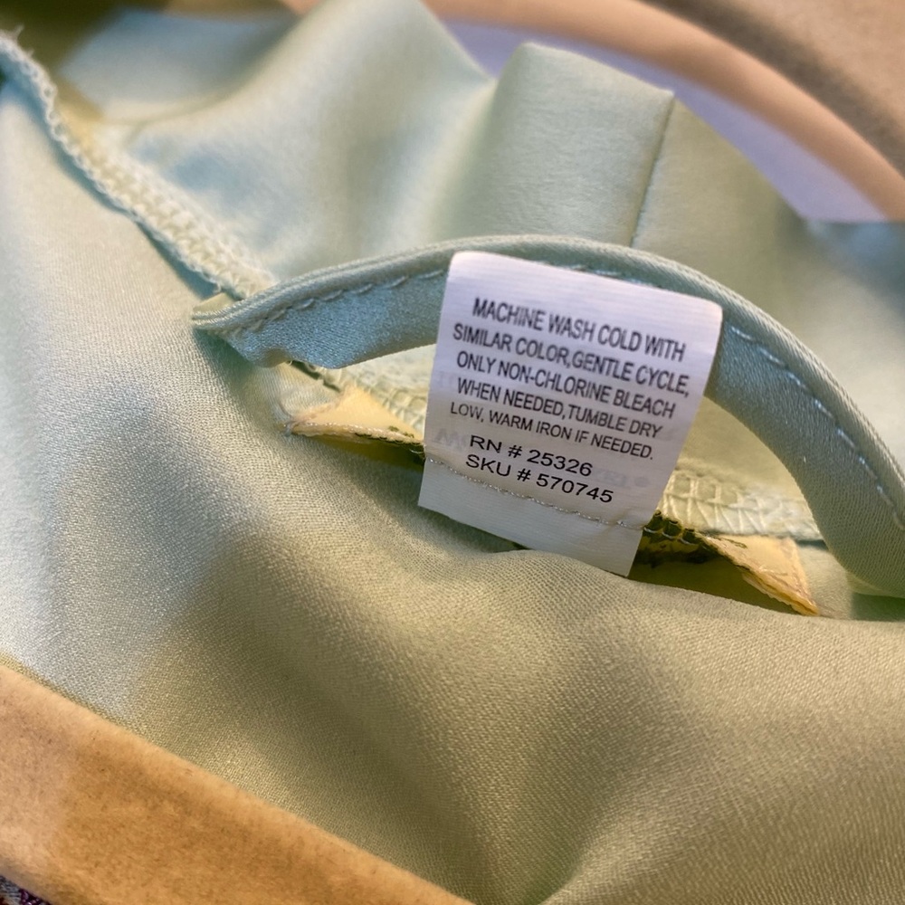 Cost Plus World Market Sage Green Embroidered Robe - Picture 7 of 7